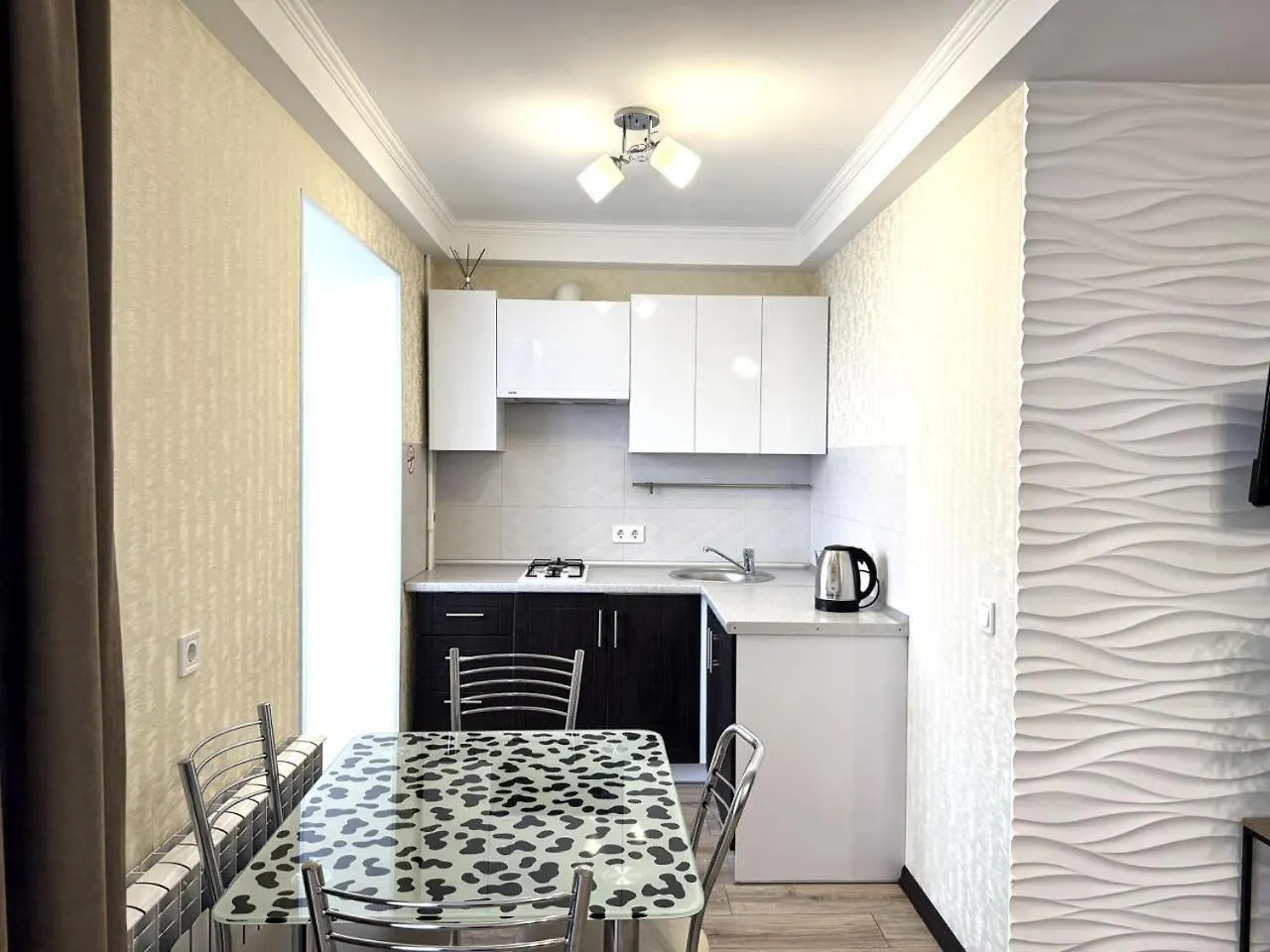 Artal Apartment On Obolonskyi Avenue 16A, 2 Bedroom 키예프 우크라이나